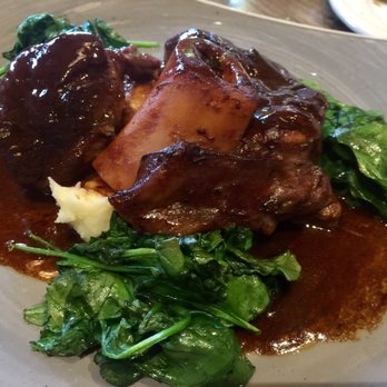 Trattoria Timone - Osso Buco (Braised veal) - Italian Near Me - Oakville, Ontario Trattoria Timone - Osso Buco (Braised veal) - Italian Near Me - Oakville, Ontario