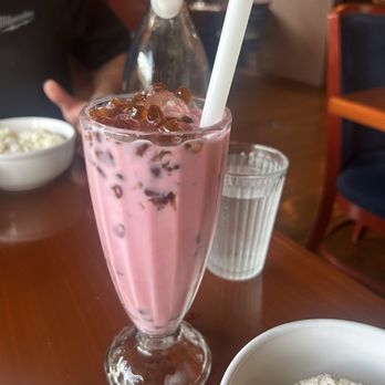 Smile Thai Kitchen - Strawberry boba - Thai Near Me - Cecil, Pennsylvania Smile Thai Kitchen - Strawberry boba - Thai Near Me - Cecil, Pennsylvania