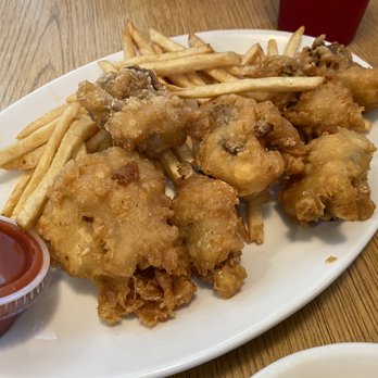 Momma O's Seafood - Fried Oyster - Seafood Near Me - Anchorage, Alaska