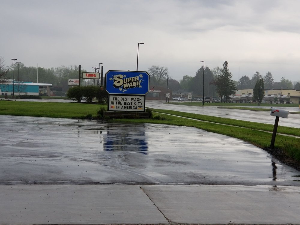 ELKHORN SUPER WASH Updated October 2024 811 N Wisconsin St, Elkhorn