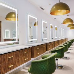 Privé Salon & Spa
