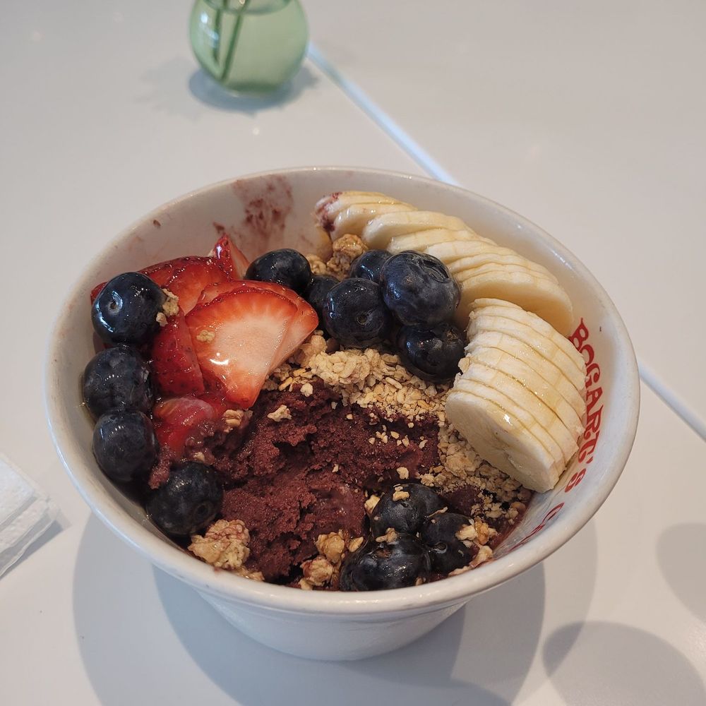 Bogart's Cafe - Acai bowl, it's bigger than you think! I finished this with one other person. - Breakfast & Brunch Near Me - Honolulu, Hawaii Bogart's Cafe - Acai bowl, it's bigger than you think! I finished this with one other person. - Breakfast & Brunch Near Me - Honolulu, Hawaii