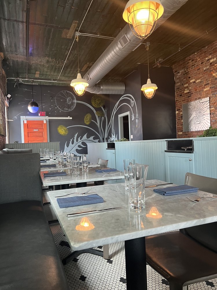 Decade Restaurant, Louisville Roadtrippers