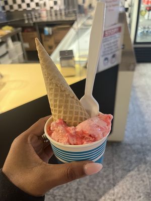 Larry's Homemade Ice Cream by null