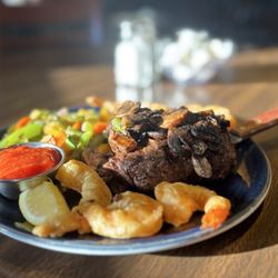 Great Lakes Grill - Steak and shrimp combo