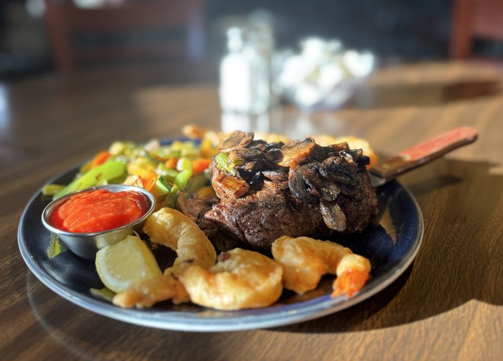 Great Lakes Grill