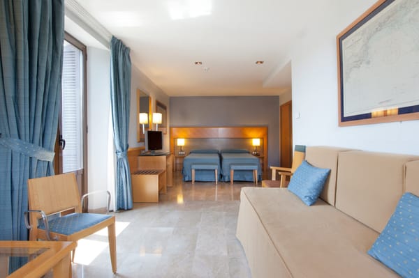 Hotel del Mar by null