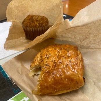 Commonwealth Joe - Ham & Cheese Croissant - Cafes Near Me - Arlington, Virginia Commonwealth Joe - Ham & Cheese Croissant - Cafes Near Me - Arlington, Virginia