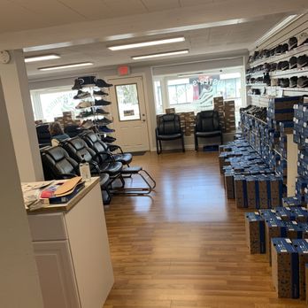 Schuster’s Shoes - Shoe Stores Near Me - Berlin, New Jersey Schuster’s Shoes - Shoe Stores Near Me - Berlin, New Jersey