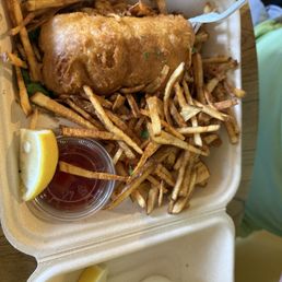 Fish (ono) & chips Fish (ono) & chips