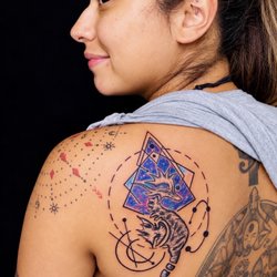 Cosmic Wizard Tattoo & 3D UV Gallery - Tattoo by Humo Maya