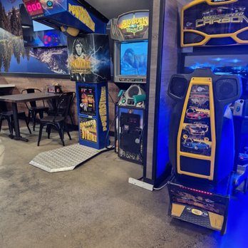 Mountain Mike's Pizza - Pizza Near Me - Placerville, California