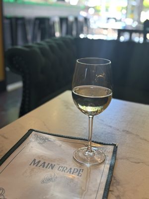 The Main Grape Vacaville by null