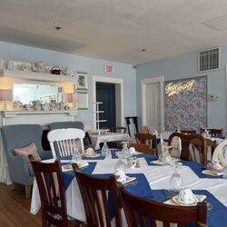 Tea With Tracy - Dining area