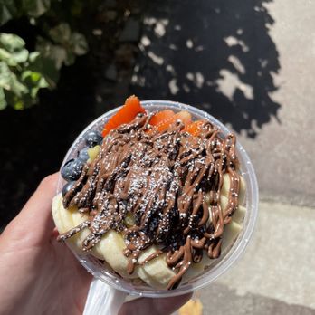 Kai Fresh - Nutella Açaí Bowl - Coffee & Tea Near Me - Honolulu, Hawaii