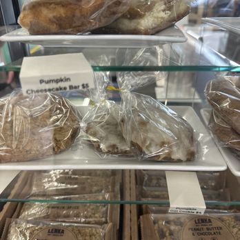 Horizontal Coffee & Books - Baked goods - Coffee & Tea Near Me - Cleveland, Ohio Horizontal Coffee & Books - Baked goods - Coffee & Tea Near Me - Cleveland, Ohio