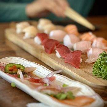 ロードまめ SAKE 2 ME SUSHI - Updated February 2026 - 3584 Photos & 1292