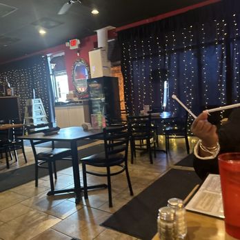 Liliana's Italian Kitchen - Italian Near Me - St. Louis, Missouri