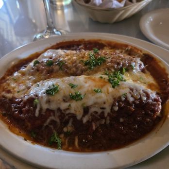Gianni's Ristorante Italiano - Pizza Near Me - Everett, Washington