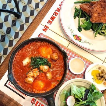 Cafe Landwer - Rutherford & Bathurst - Cafes Near Me - Maple, Ontario