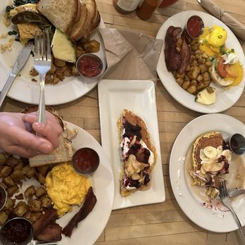 Gabriel's Gourmet Cafe - Breakfast & Brunch Near Me - Nanaimo, British Columbia Gabriel's Gourmet Cafe - Breakfast & Brunch Near Me - Nanaimo, British Columbia