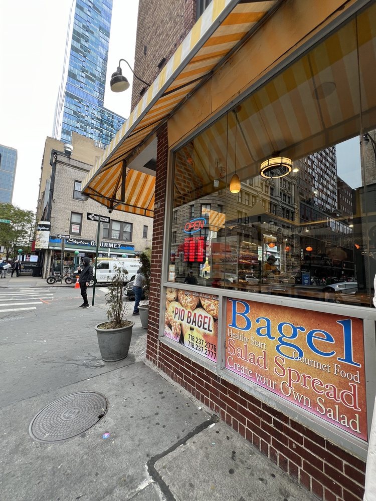 PIO BAGEL Updated October 2024 138 Photos & 189 Reviews 136