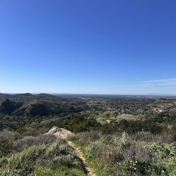 Santiago Oaks Regional Park - Peralta peak ( difficult ) - Parks Near Me - Orange, California