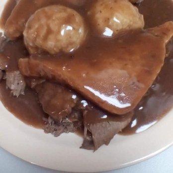 Rusty Nail Bar & Grill - Hot Beef - Beer Bar Near Me - Thief River Falls, Minnesota