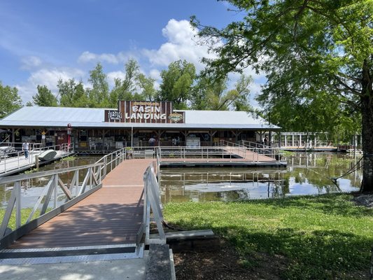 Turtle’s Bar & Grill by null