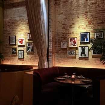 Le Coq - Interior - French Near Me - La Jolla, California