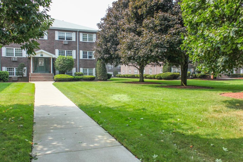 PRINCETON CROSSING Updated October 2024 118 Photos 12 Heritage Drive, Salem, Massachusetts