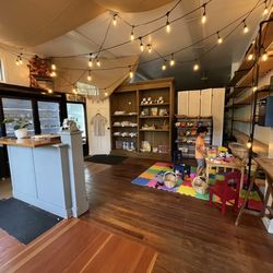 Sandwich Creamery - Store