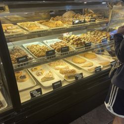 Gourmet Deli at Palm Harbor Marina - Cakes and pastries to go