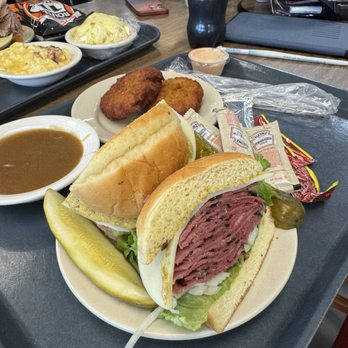 Shapiro's Delicatessen - pastrami on a roll - pastrami good, bread not so much - Delis Near Me - Indianapolis, Indiana