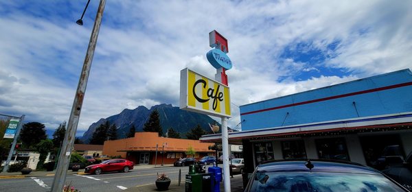 Twede's Cafe by null