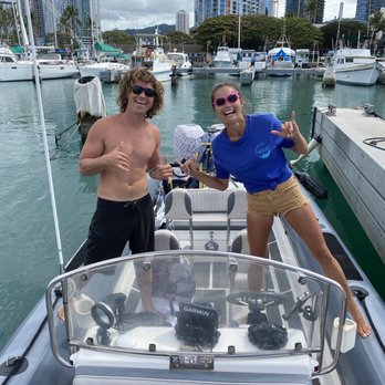Captain Max Boat Tours - Devin and Camila - Boat Tours Near Me - Honolulu, Hawaii