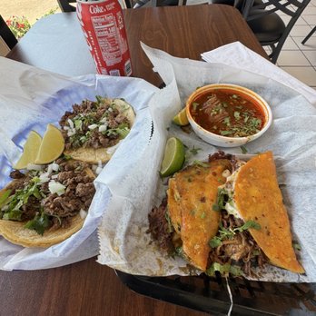 La Taquiza - QUESABIRRIA - Mexican Near Me - Highland Park, Illinois