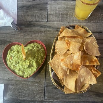 Xochitl Taqueria - Guacamole & Chips - Mexican Near Me - Brooklyn, New York Xochitl Taqueria - Guacamole & Chips - Mexican Near Me - Brooklyn, New York