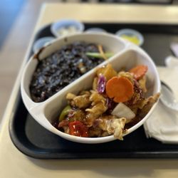 Malri Hyang - Combo - jajjangmyeon and tangsuyuk