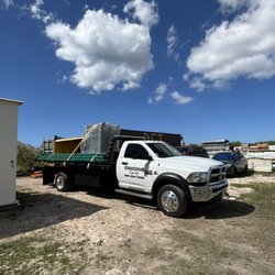 Dinong Towing - Material hauling