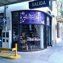 La Perfumería Rosario - Vidriera de La Perfumería Rosario