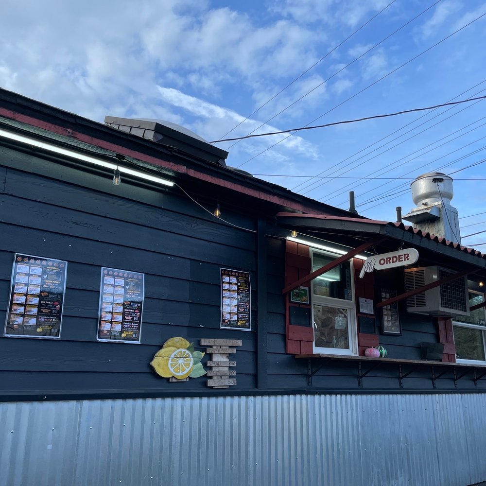 Vick's Burger Shack - Burgers Near Me - Sultan, Washington