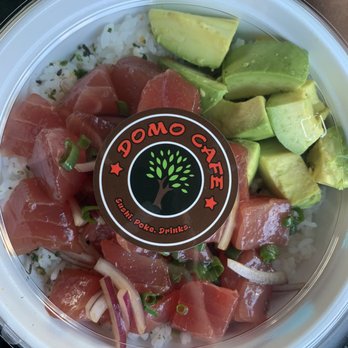 Domo Cafe Kahala - Onion poke w side avocado - Sushi Bars Near Me - Honolulu, Hawaii Domo Cafe Kahala - Onion poke w side avocado - Sushi Bars Near Me - Honolulu, Hawaii