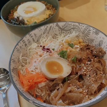 DonDonYa - Gyudon + Japanese dry curry (back) - Asian Fusion Near Me - Montreal, Quebec DonDonYa - Gyudon + Japanese dry curry (back) - Asian Fusion Near Me - Montreal, Quebec