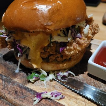 State Room - Crunchy Chicken sandwich - Breweries Near Me - San Rafael, California State Room - Crunchy Chicken sandwich - Breweries Near Me - San Rafael, California