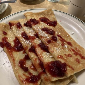 Issaquah Cafe - Crepes with lingonberry - Breakfast & Brunch Near Me - Issaquah, Washington Issaquah Cafe - Crepes with lingonberry - Breakfast & Brunch Near Me - Issaquah, Washington