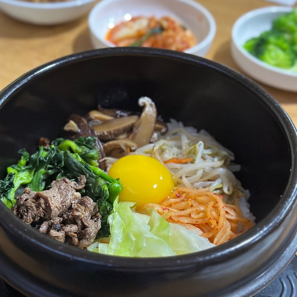 O-Bok Korean Restaurant - Bibimbap in hot stone - Korean Near Me - Honolulu, Hawaii O-Bok Korean Restaurant - Bibimbap in hot stone - Korean Near Me - Honolulu, Hawaii