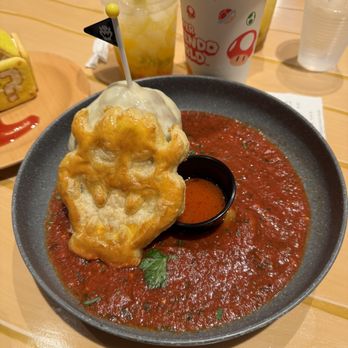 Toadstool Cafe - Bowser's Fireball - Cafes Near Me - Universal City, California