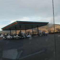 Diamond Mountain Mini Mart