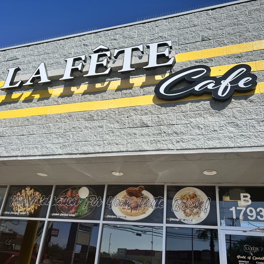 La Fete Cafe - Front of restaurant caught our eye. Surprised it's been open since February. - Breakfast & Brunch Near Me - El Paso, Texas La Fete Cafe - Front of restaurant caught our eye. Surprised it's been open since February. - Breakfast & Brunch Near Me - El Paso, Texas